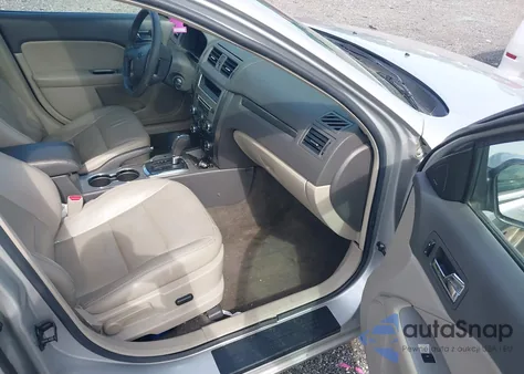 2010 Ford Fusion Sel z USA, uszkodzony, nr VIN 3FAHP0JA7AR310398